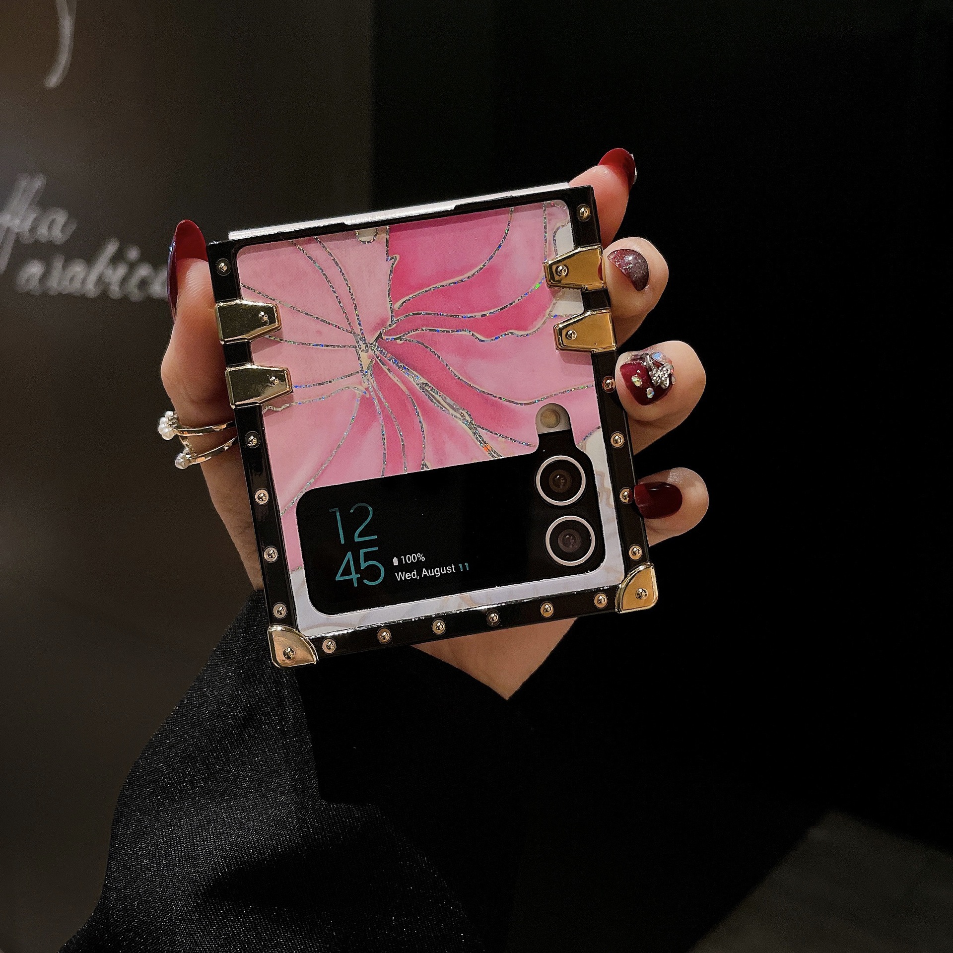 Butterfly Pattern Phone Case For Samsung Galaxy Z Flip 5 And 4_voghion.com