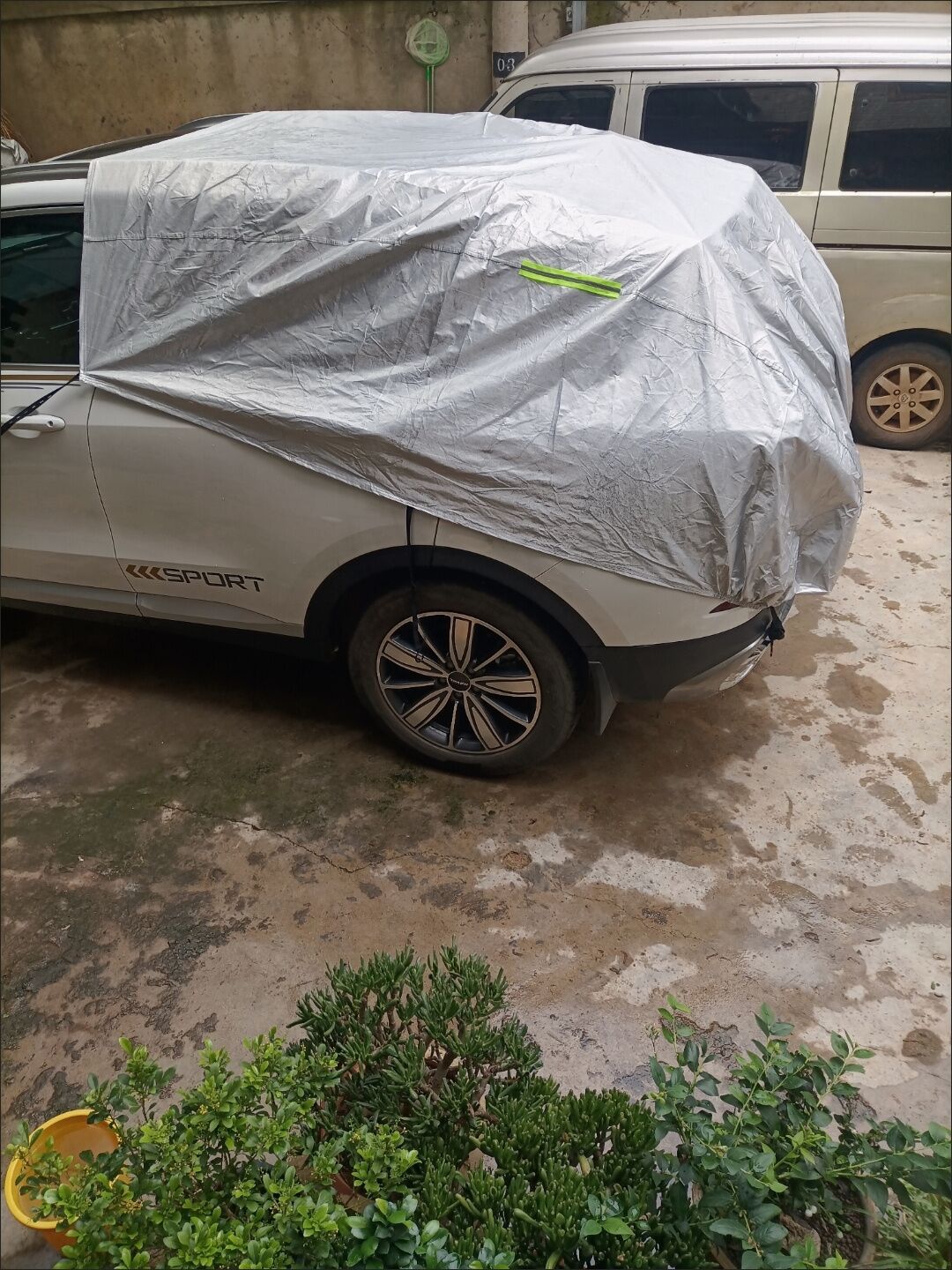 Universal car trunk cover, rear rain cover, car rear box cover, car rear dust cover, anti-bird droppings and leaf protection