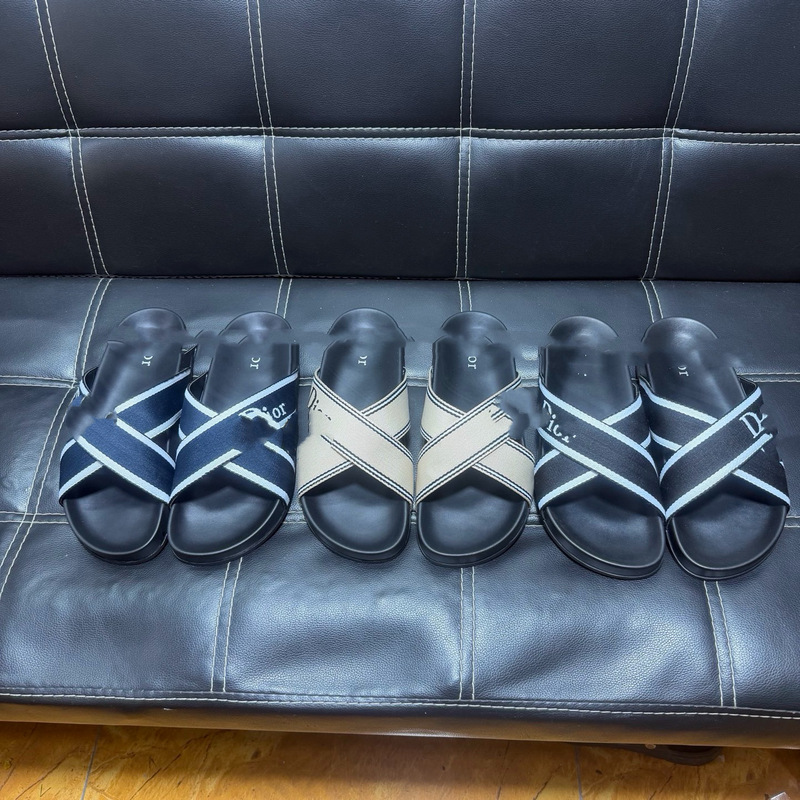 Original packaging, new summer collection, cross-strap design, high-end open-toe sandals, genuine leather beach sandals for export and cross-border sales