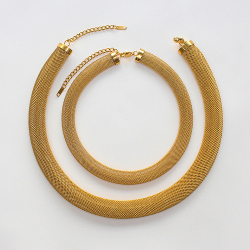 New necklace, light luxury mesh choker, accessories bracelet, fashionable and personalized titanium steel clavicle chain, best-selling jewelry set