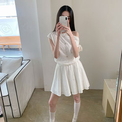 白色连衣裙女夏设计感小众斜肩一字领镂空花朵系带蝴蝶结收腰短裙