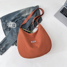 2025休闲包包女新款潮韩版撞色帆布腋下包时尚百搭大容量托特包-