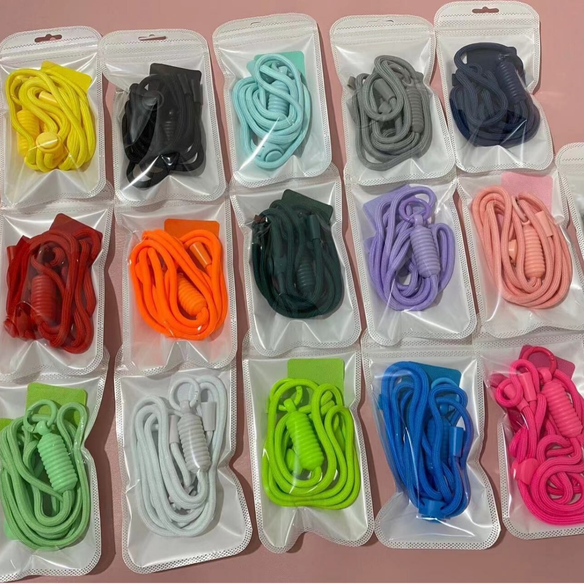 Universalus telefono dirželis su reguliuojamu kaklo diržu_voghion.com