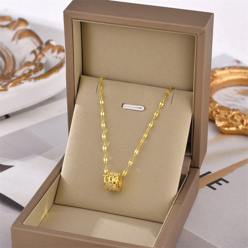Collar de acero de titanio para mujeres simple y versátil estilo ligero de lujo nicho diseño de alta calidad no decoloración joyería de cadena de clavícula al por mayor