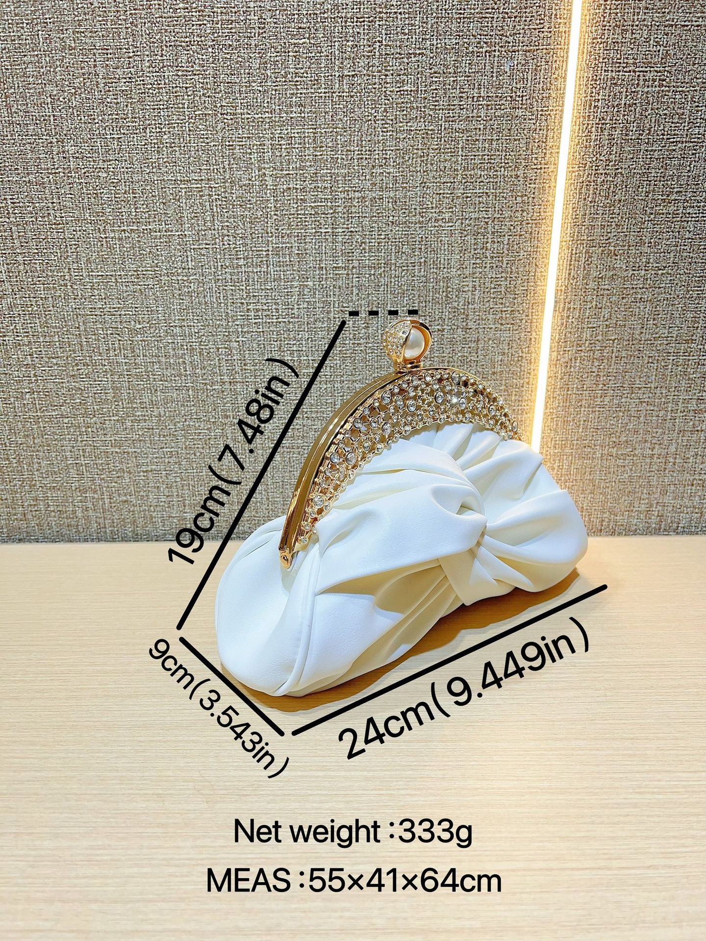 White Black Gold PU Geometric Pillow Shape Evening Bags display picture 1