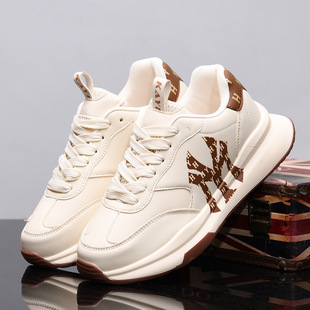 Genuine Leather White Shoes Men's Shoes New McQueen Breathable Casual Board Shoes European Platform Sports Trendy Shoes Spring KY268