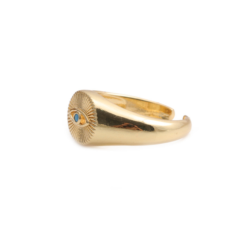 Retro Inlaid Zircon Eye Ring display picture 3