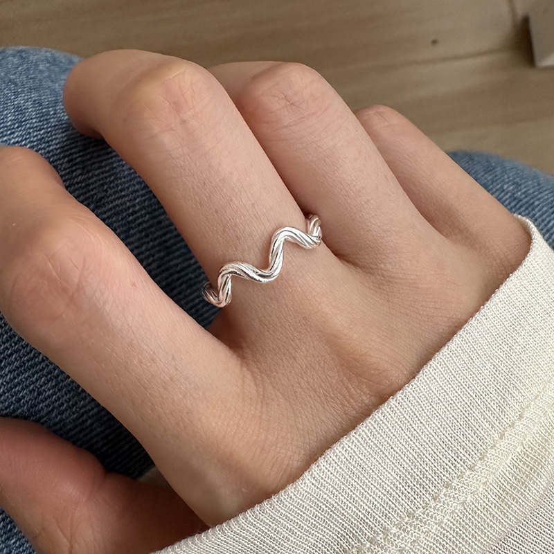 Wavy small design creative fashionable ring