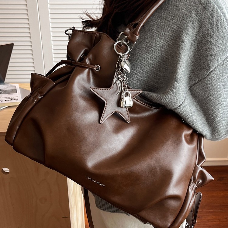 Large Capacity Retro Women's Bag 2025 Winter New Casual Crossbody Bag Textured Shoulder Commuter Tote Bag Export Quality - Thumbnail 3