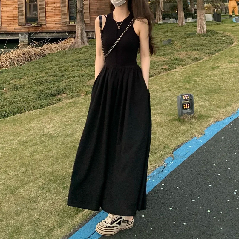 2026 Black Hepburn-Style Long Dress with a Cinched Waist, Sleeveless Vest, Short-Sleeve Dress, Cotton Summer Dress, High-Waisted and Slimming