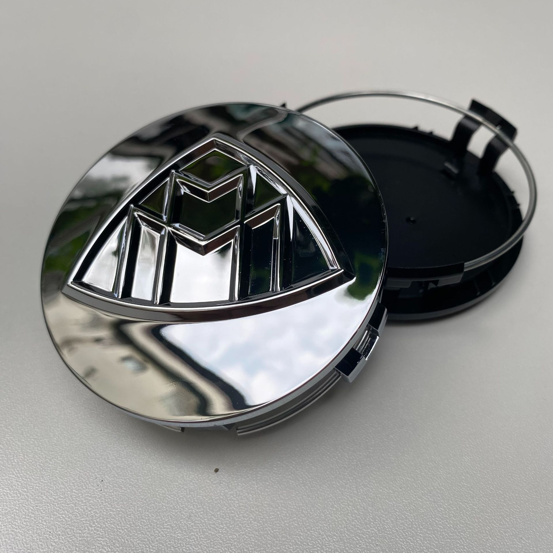 Suitable for Mercedes-Maybach Wheel Hub Caps W222S600Ls400L Electroplated Wheel Hub Modification Center Cap Logo Matte