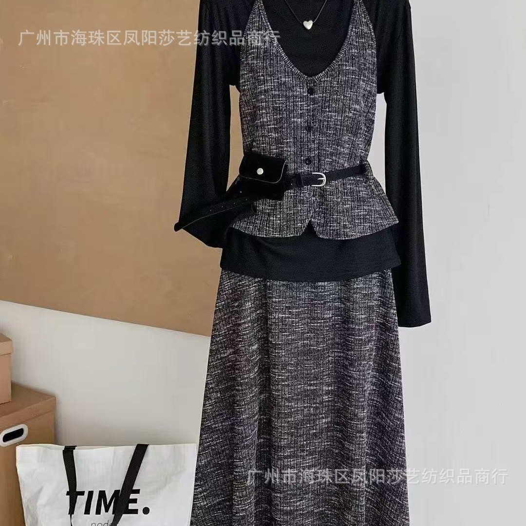 爆款针织罗纹竹节布料肌理感纹理套装休闲风上衣时尚服装布料