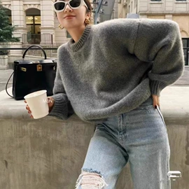 女式针织衫;毛衣;围巾