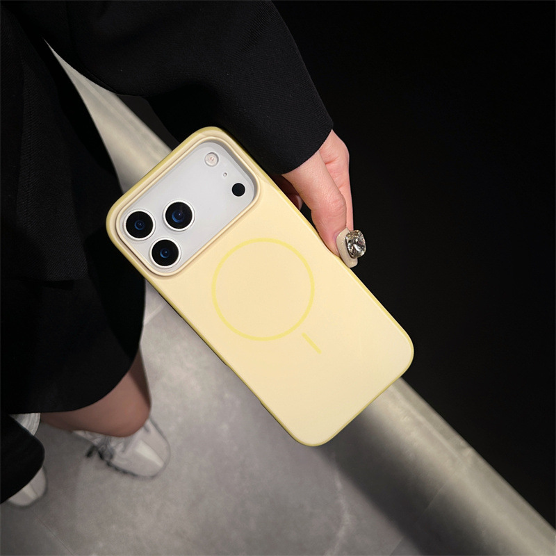 适用苹果16promax大孔纯色优盾手机壳iPhone17轻薄磨砂肤感磁吸壳|undefined