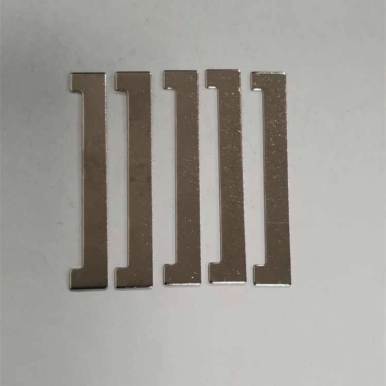 厂家专业生产五金冲压件 各种黄铜磷铜接触连接铜片弹片