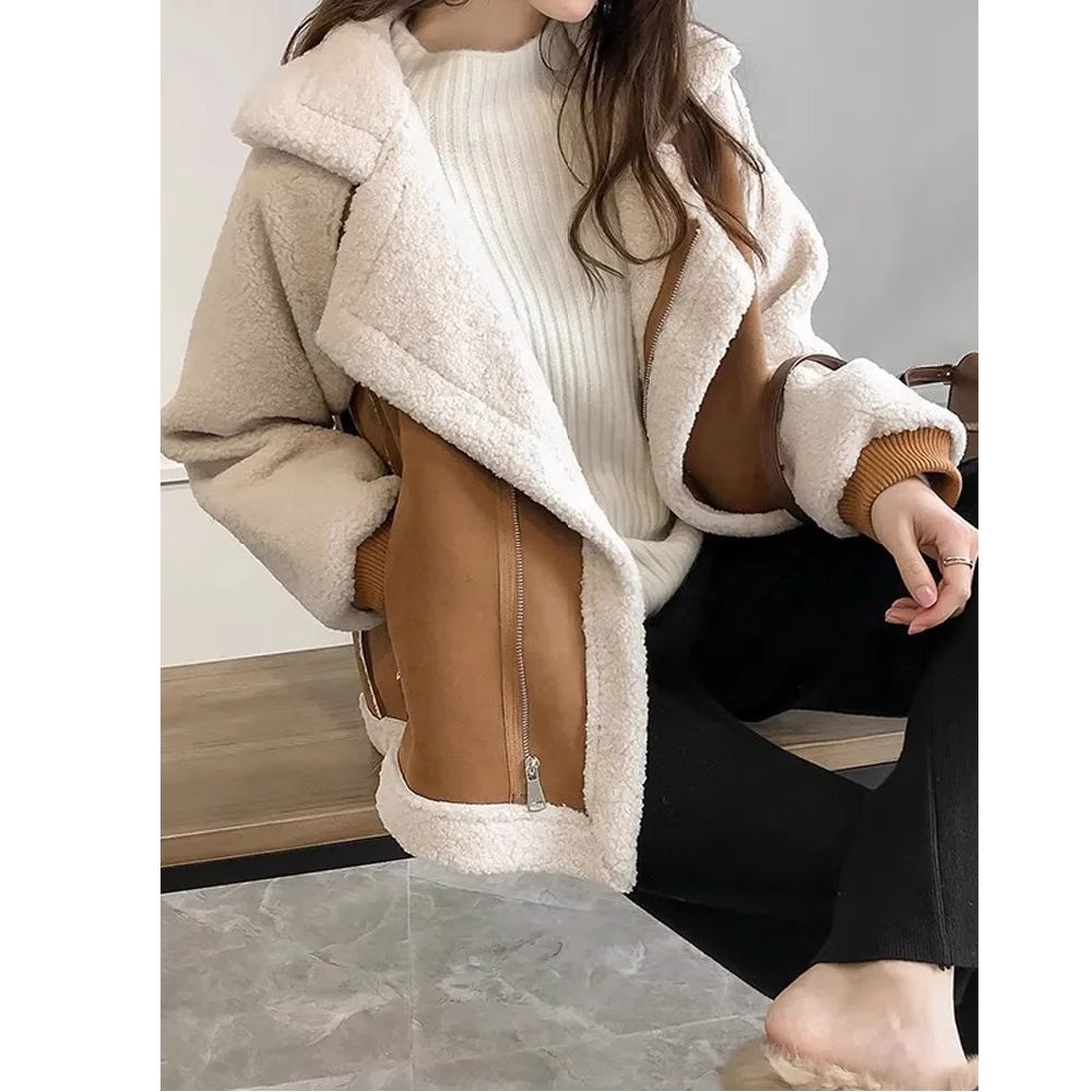 Celebrity-Style Chanel-Inspired Lamb Wool Plush Jacket for Women, Autumn and Winter 2025 New Thickened Fur Integrated Petite Biker Jacket