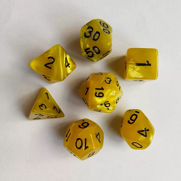 Pearl pattern dot black letter yellow
