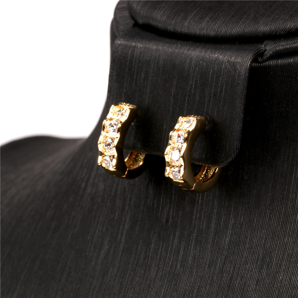 Fashion Geometric Zircon Copper Gold-plated Earrings display picture 5