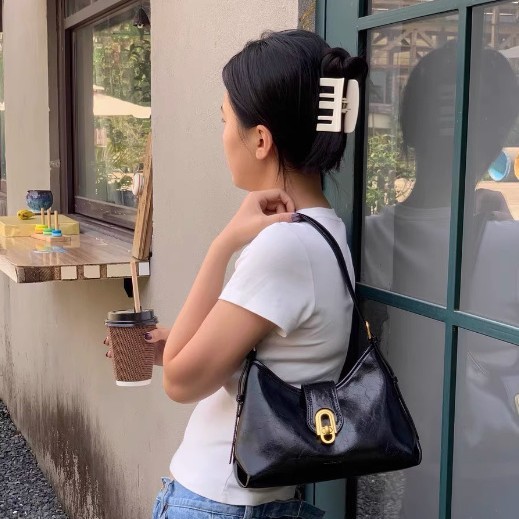 高级感2025新款款小托特包腋下包包女白色通勤小众轻奢单肩斜挎包|undefined
