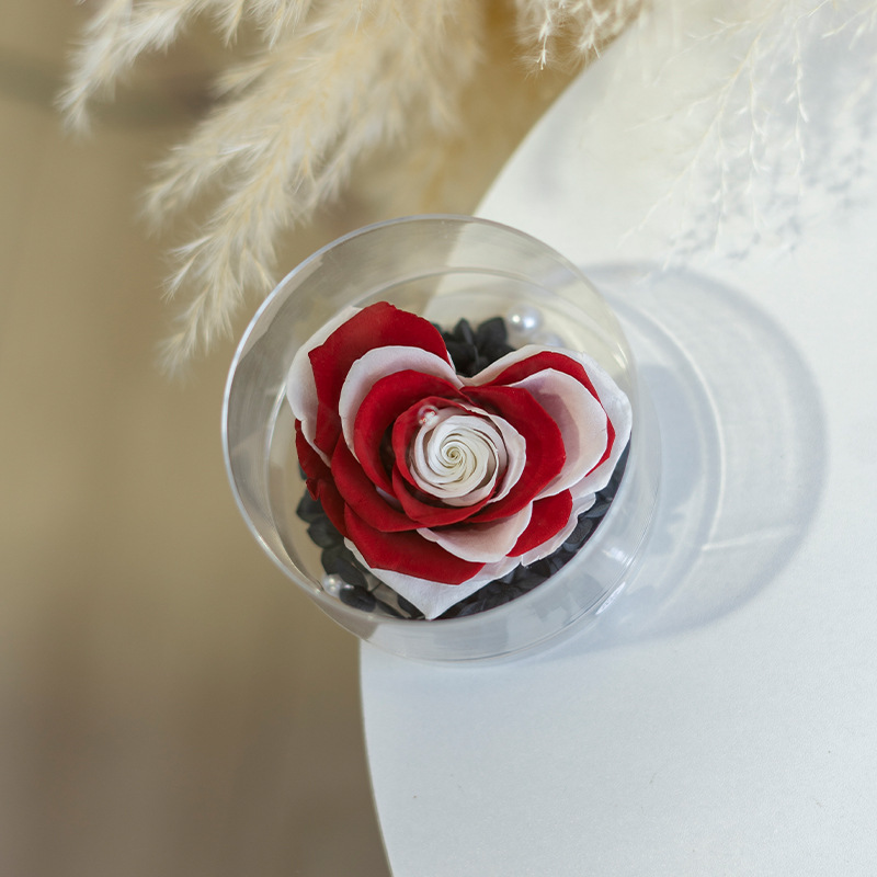 Caja de flores redonda acrílica con rosa eterna, regalo de alta gama para el Día de San Valentín, venta al por mayor de fábrica para comercio exterior de Amazon.