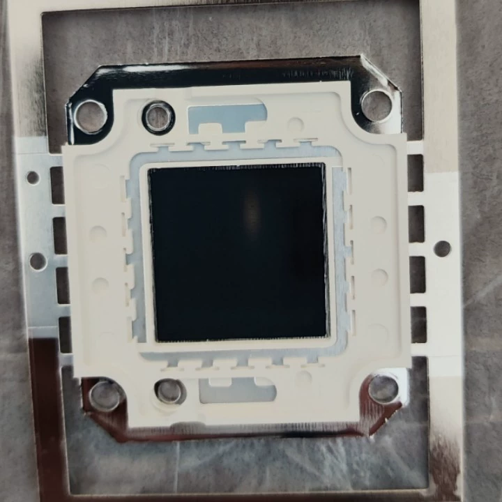 Дунгуань светодиодные кронштейны Производители производства 100W Квадратная красная медная кронштейны PA9T