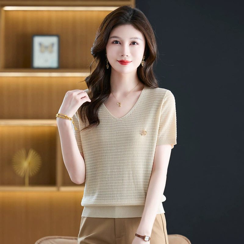 Тонкая рубашка с короткими рукавами и воротником, новинка лета 2025, женская свободная трикотажная рубашка для похудения, одежда для мам, топ из тенселя