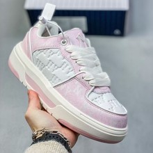 ��˾��mlb�Ў�Ь��NY���ꠌW�LЬ����ϵ��\�����e��Ů����Ь