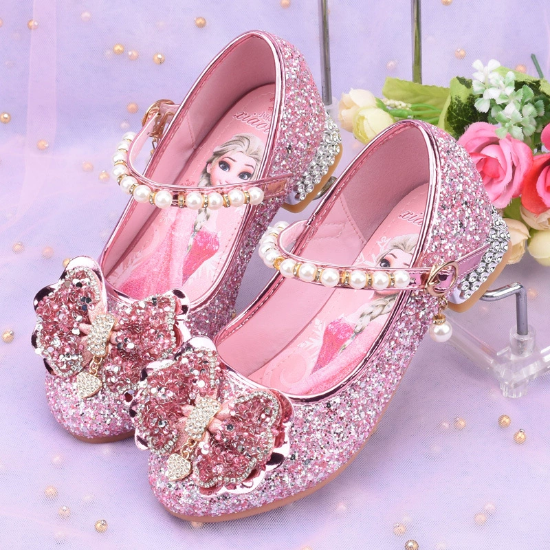 Поддержка дропшиппинга девичьих туфель-принцесс, детских балеток Эльзы, новых весенне-осенних туфель на каблуке для девочек, кожаных туфель с кристаллами.