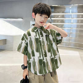 儿童短袖衬衫2026夏季薄款中小大童洋气上衣男孩宽松痞帅衬衣韩版