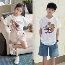 现货2026春夏新款儿童套装 男女宝运动套装 松鼠T恤+字母牛仔短裤