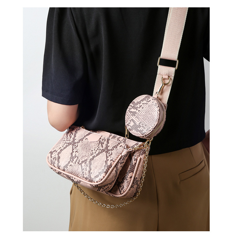 Wholesale Snake Pattern One-shoulder Messenger Small Square Bag Nihaojewelry display picture 12