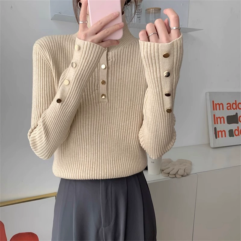 Small design body-friendly autumn knitted sweater, high collar, loose fit