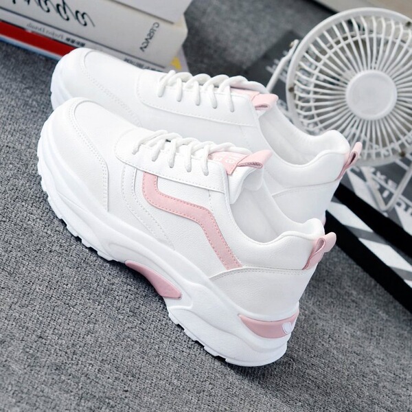 White cute autumn fashionable sneakers for leisure platform