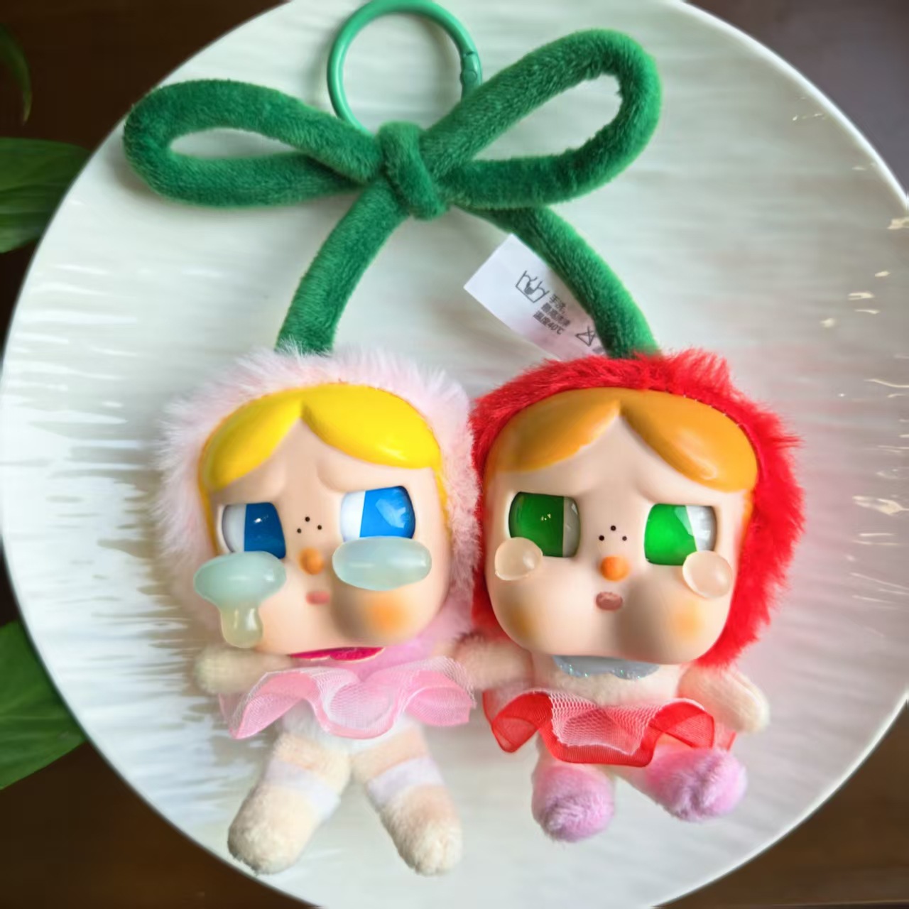 Nuevos productos de cereza dulce juntos, pelusa de peluche, grida de bebé, amor de las lágrimas, la serie de ojos de vidrio, colgantes de bolsas