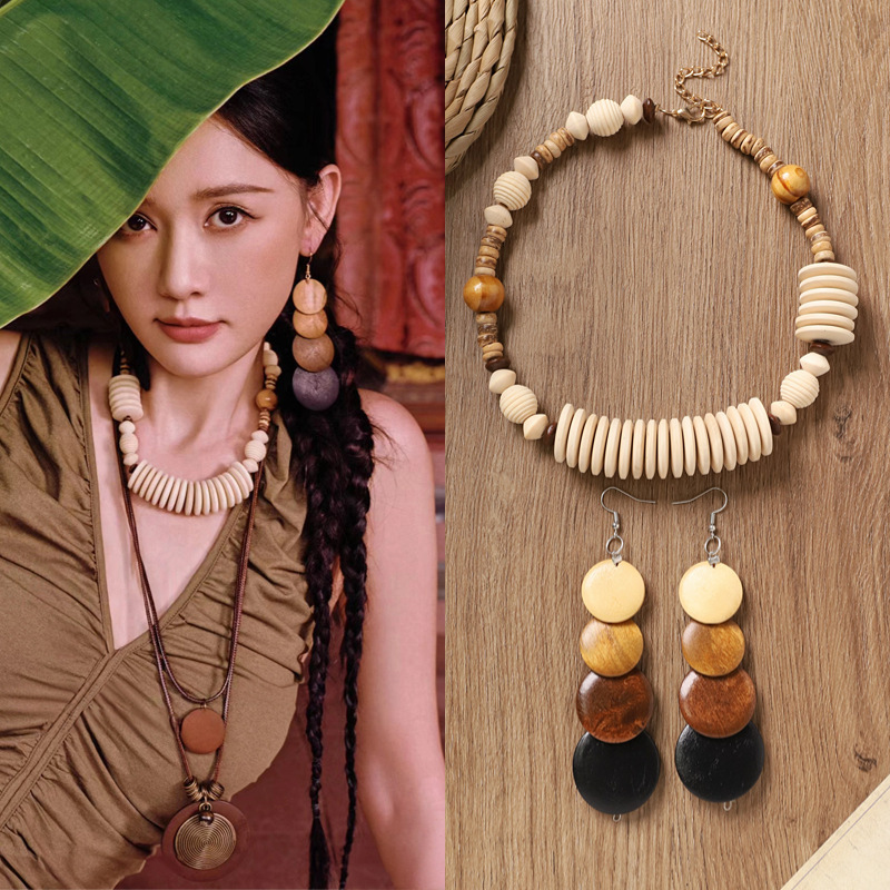 Bohemian Wooden Collarbone Necklace Vintage Maillard Ethnic Style Earrings Niche Exoque Holiday Style Accessories for Women Bohemian Wooden Collarbone Necklace Vintage Maillard Ethnic Style Earrings Niche Exoque Holiday Style Accessories for Women