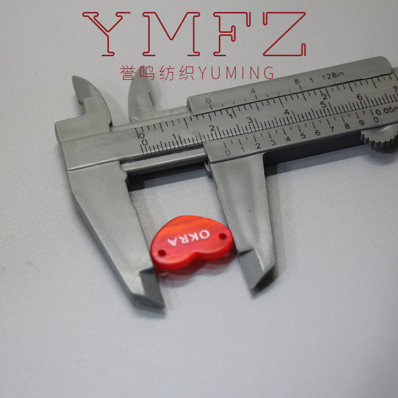 Caridad señalización resina imitación de conchas botones de color de forma irregular botones suéter camisa de punto placa pequeña