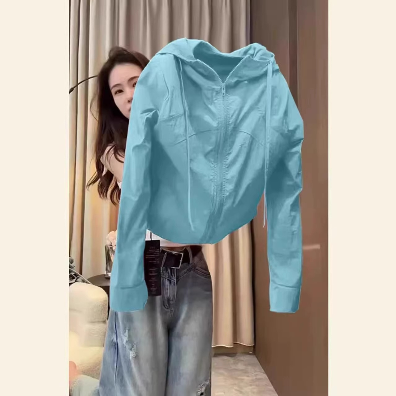 2026 Summer New Women's Sun Protection Top, Petite Dopamine Lightweight Hooded Short Jacket