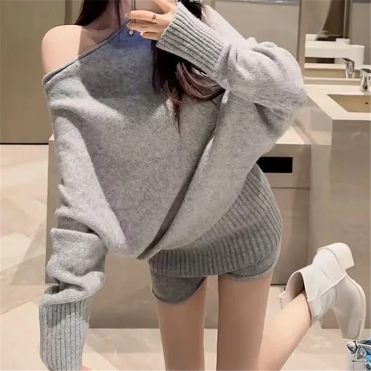 Showing Knitted Sweater Sexy Shoulder Pure Wind Spice Girl 2024 Thin and Tall Autumn and Winter Waist Same Color Shorts suit Women's Acrylic Showing Knitted Sweater Sexy Shoulder Pure Wind Spice Girl 2024 Thin and Tall Autumn and Winter Waist Same Color Shorts suit Women's Acrylic