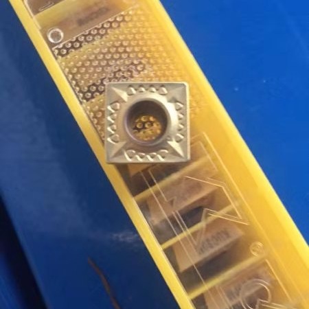 SDPT1204PDSRGB KUC30M 肯纳快进给方肩刀片 另有F90SD刀盘