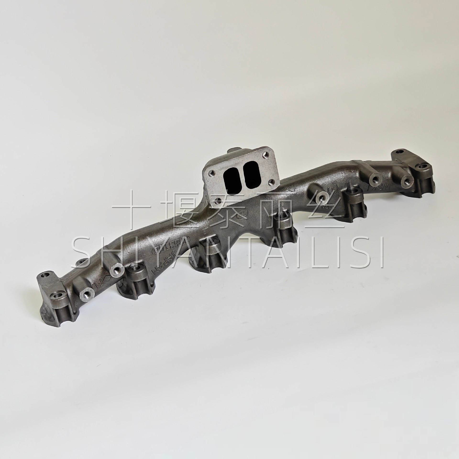 3863106 exhaust manifold is suitable for Cummins engine and Komatsu 6D102 engine exhaust pipe