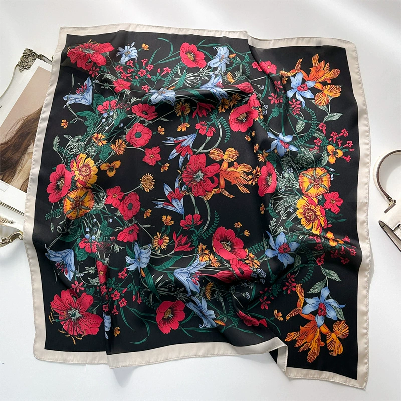 Леточный шарфик-платок 70×70 см, имитация шелка (полиэстер), простой элегантный дизайн