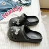Hello Kitty, black