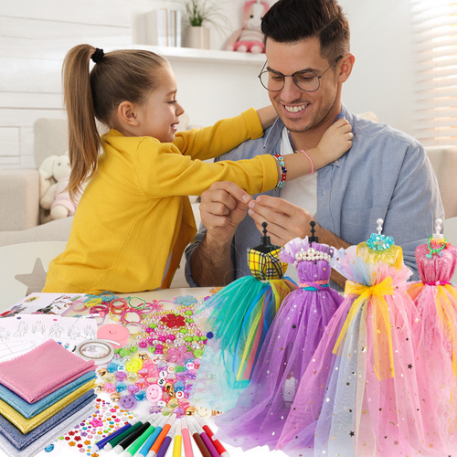 Children's clothing design sewing set, 6-12 year old girls' enlightenment diy handmade creative production of children's clothing toys