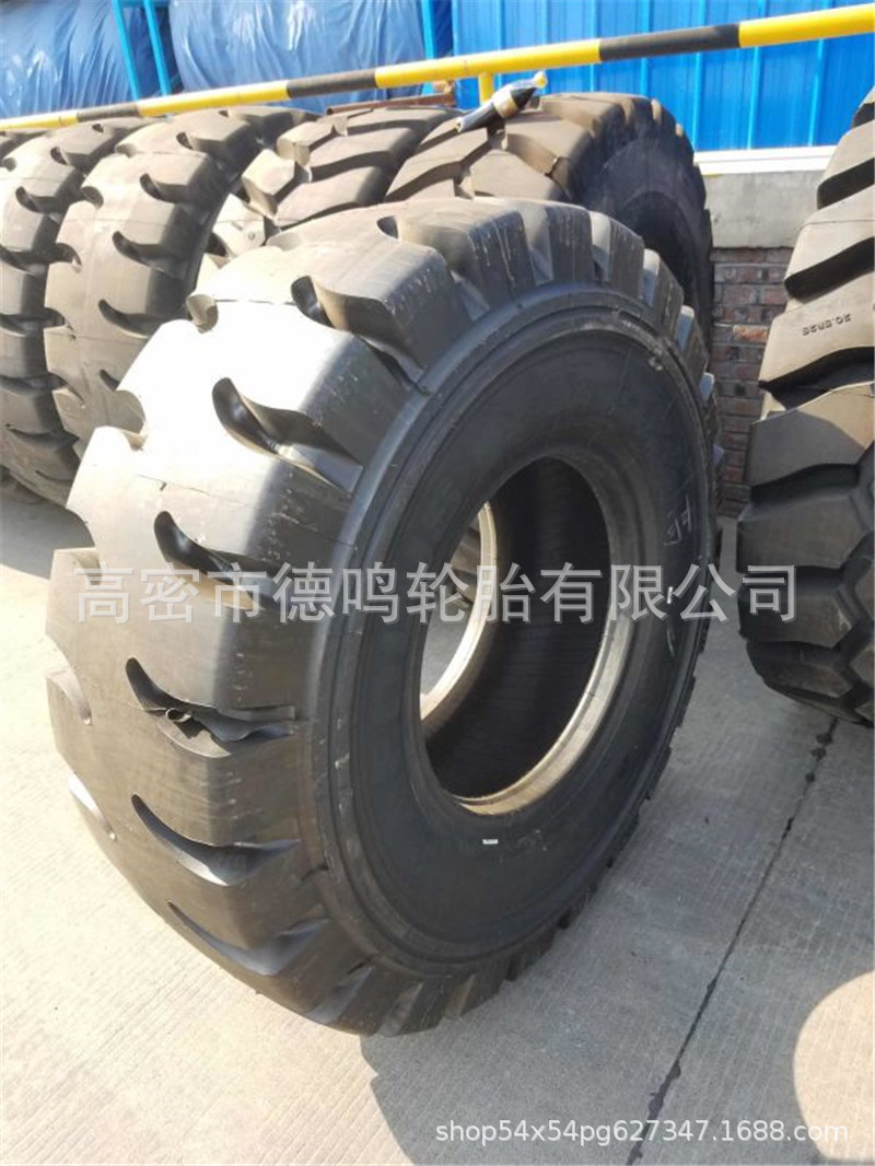 Suministro 17.5R25 cargador de neumáticos de ingeniería minera carretilla elevadora neumático de alambre de acero completo