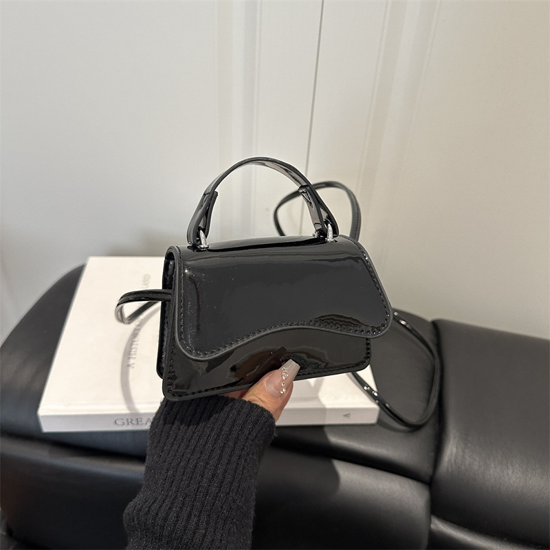 Women's Fashion Shoulder Bag, Simple Crossbody Bag, Small Square Bag, 2026 New Trendy Solid Color Handbag, Stylish Mobile Phone Bag