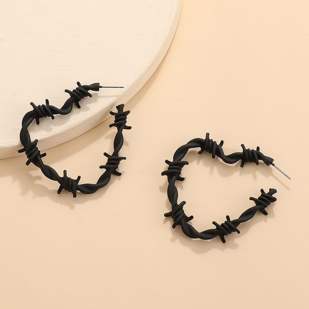 21g Weight Ear Studs Classification 1 Pair Quantity Party, Street Occasion Alloy Material Heart Shape, Knot Pattern Women's Gender Retro, Exaggerated, Punk Style Twist, Plating Craft 1 Pair Retro Exaggerated Punk Heart Shape Knot Twist Alloy Women's Ear Studs 13
