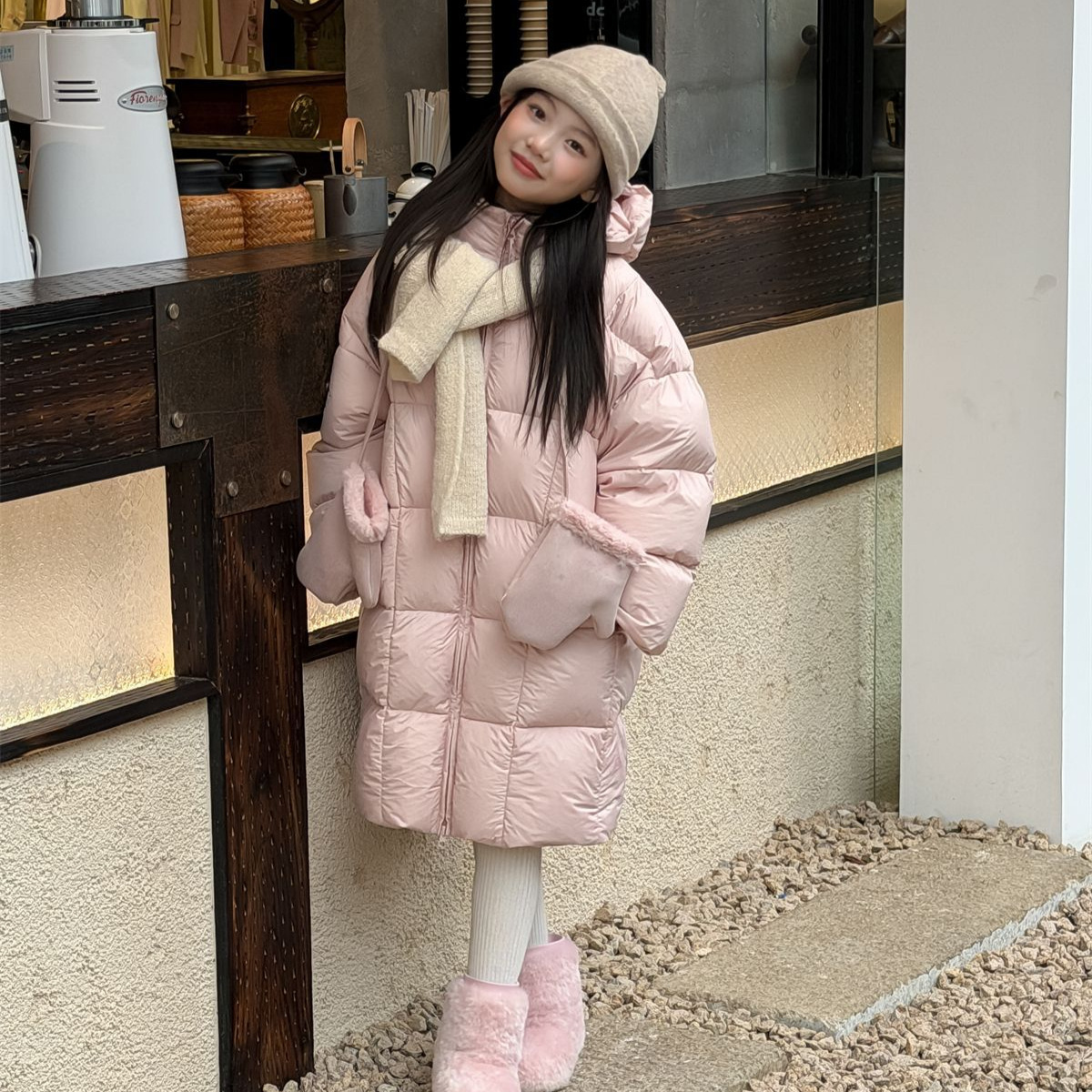 Flower and Quest Girls' down Jacket 2025 Winter New Thickened Hooded Long down Jacket Warm and Windproof with Gloves