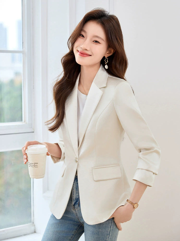 Fuchsia autumn classic suit jacket, simple cut