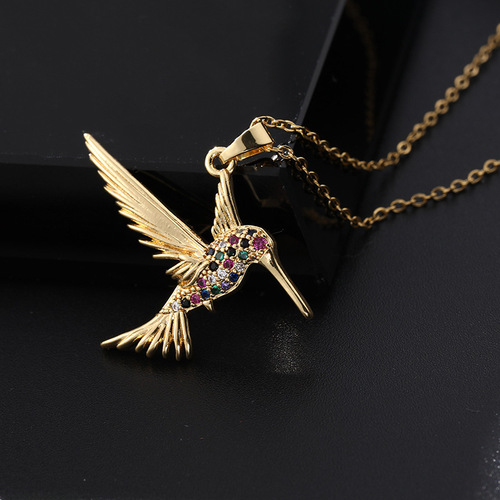 Niche Design Innovative Personality Bird Pendant Necklace with Micro-set Zirconia Gold Plated Lock Chain for Women, European and American Cross-border Supply