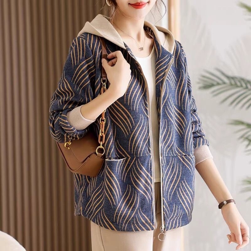 New Style Spring and Autumn Jacket for Middle-Aged Women, Short Casual Hooded Fashion Jacket for Middle-Aged and Elderly Women